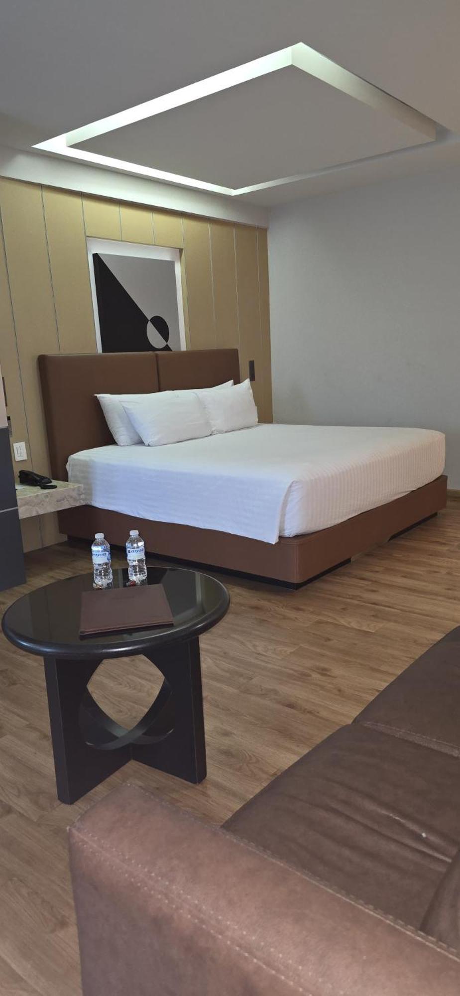 Hotel Ramada By Wyndham Santa Fe 4*