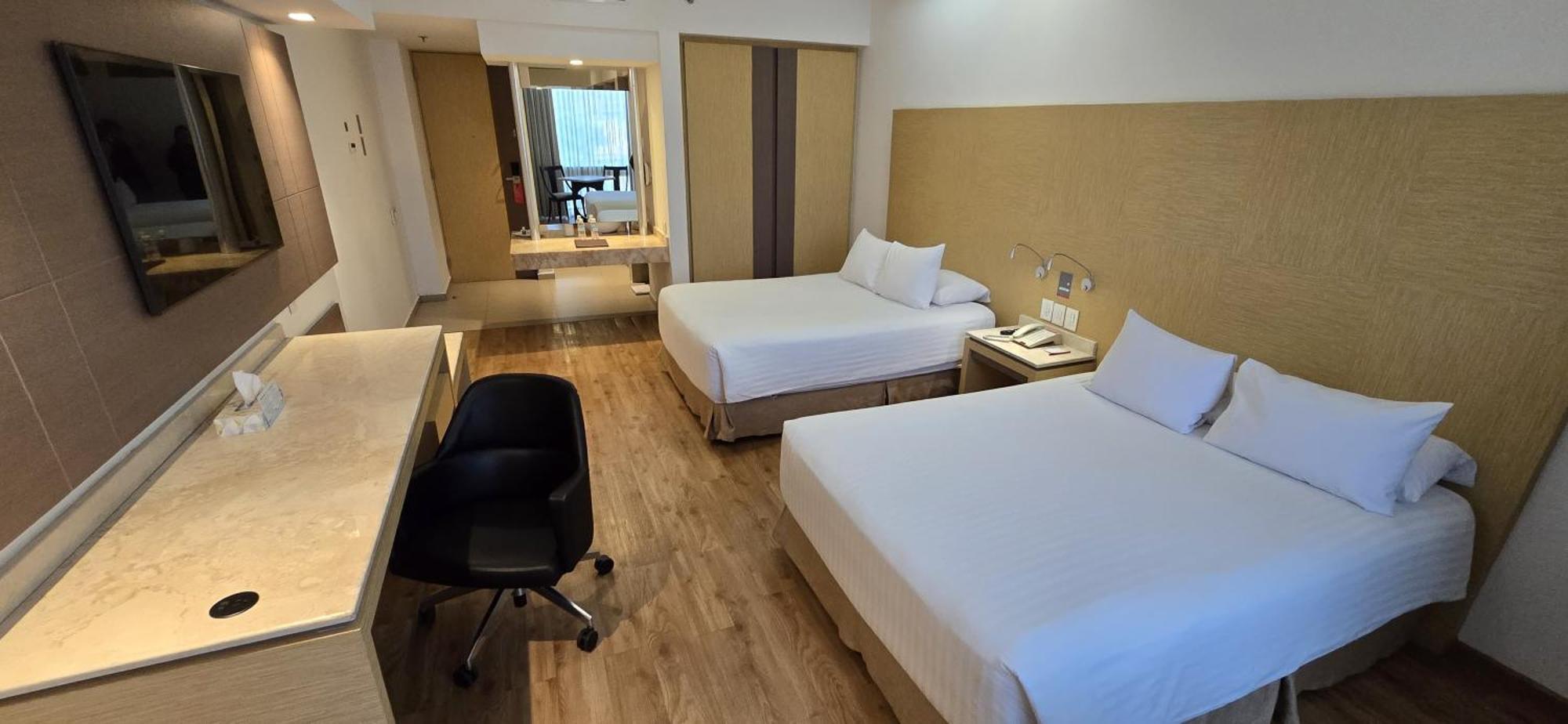 Ramada By Wyndham Santa Fe Mexico